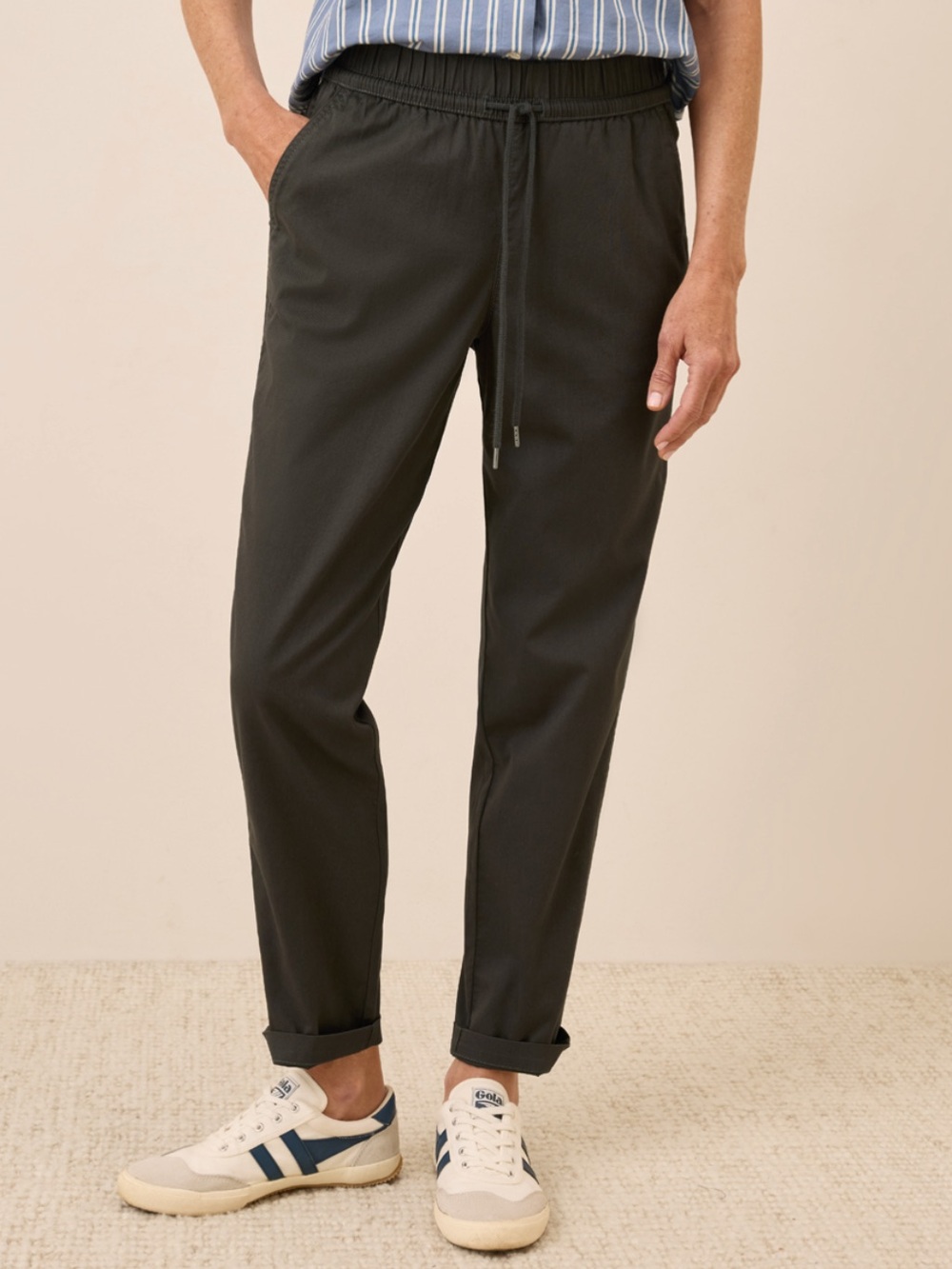 NWT Pact Organic Daily Twill Ultra-High Rise Tapered Pant in “oak”
